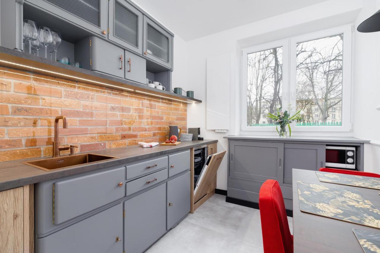 Apartments Osiedle Szkolne Cracow By Noclegi Renters Красков Екстериор снимка