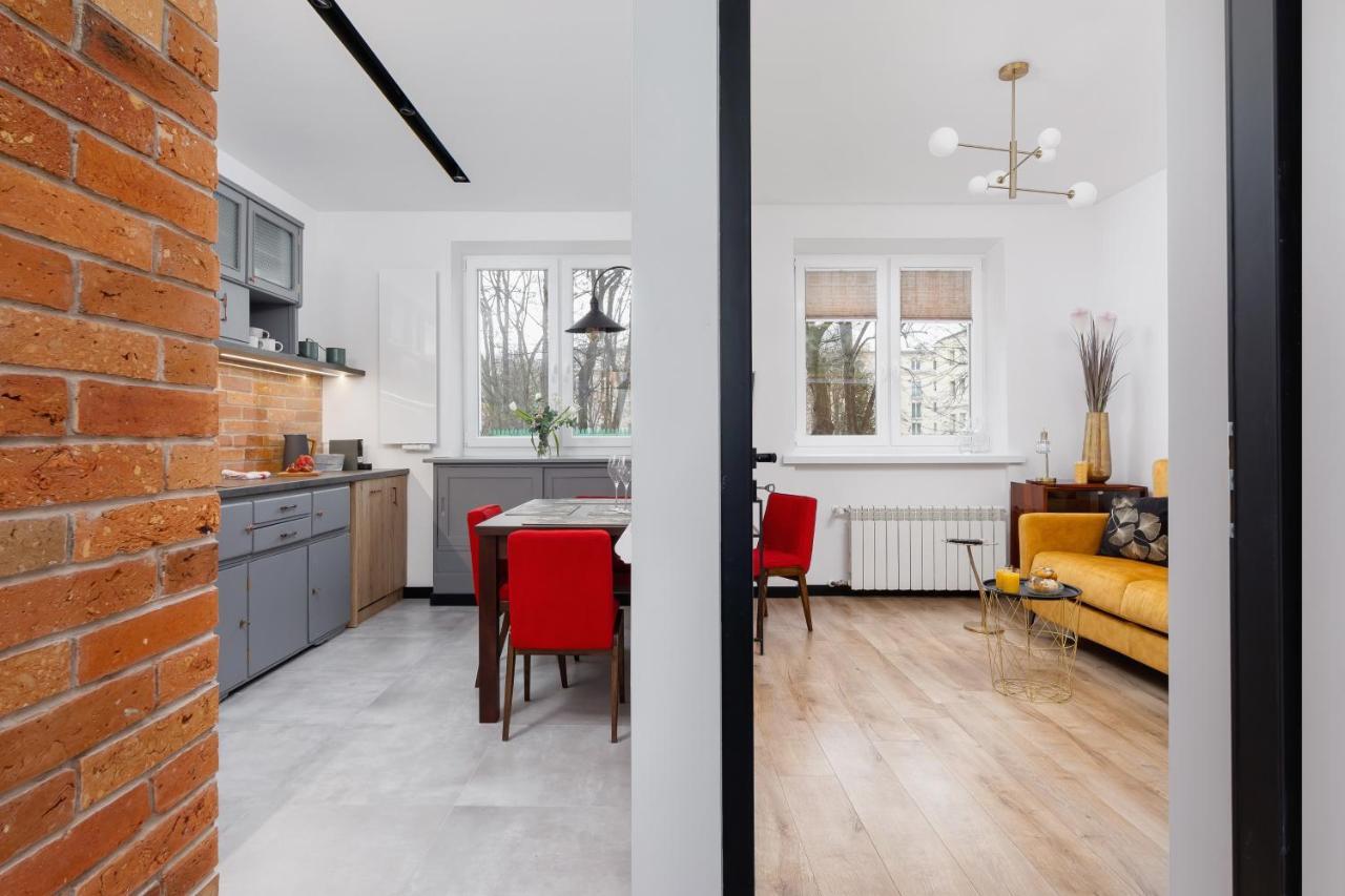 Apartments Osiedle Szkolne Cracow By Noclegi Renters Красков Екстериор снимка