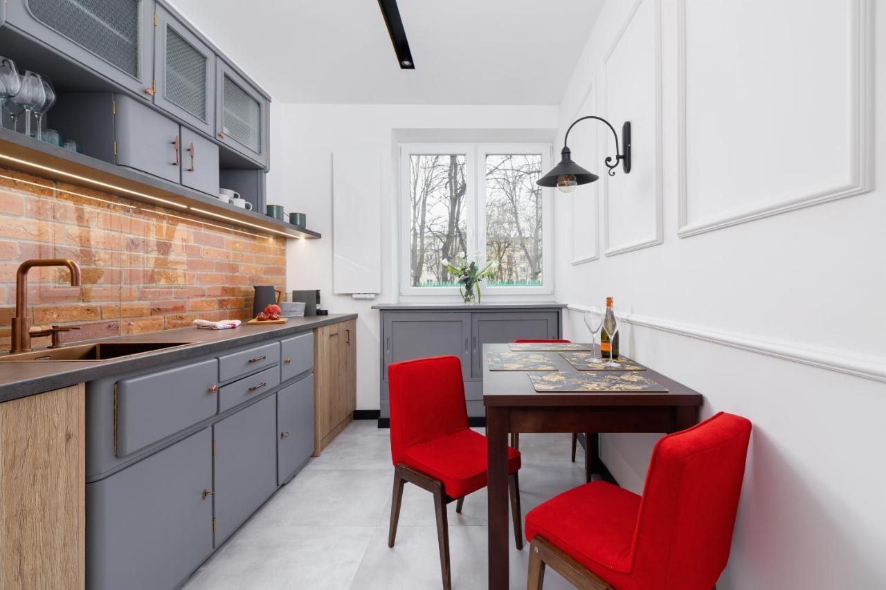 Apartments Osiedle Szkolne Cracow By Noclegi Renters Красков Екстериор снимка