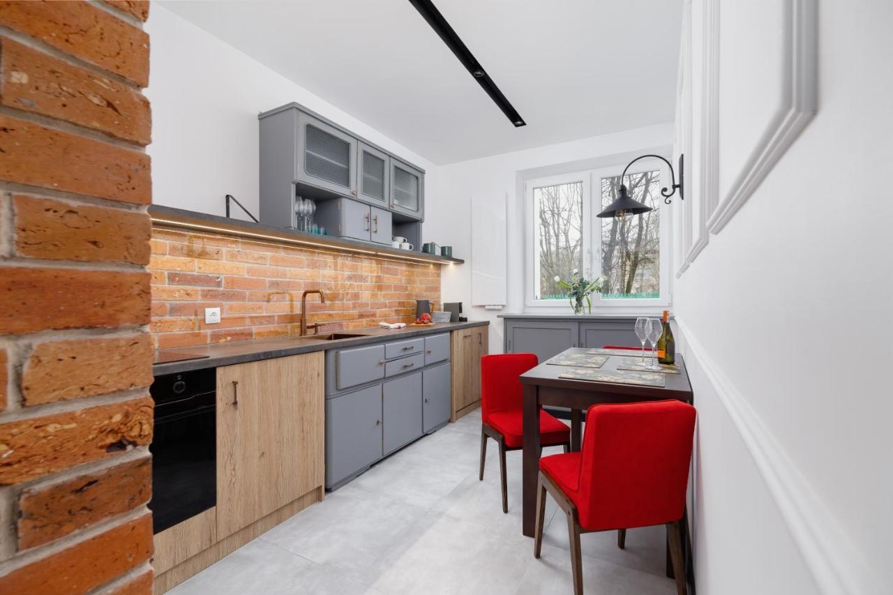 Apartments Osiedle Szkolne Cracow By Noclegi Renters Красков Екстериор снимка