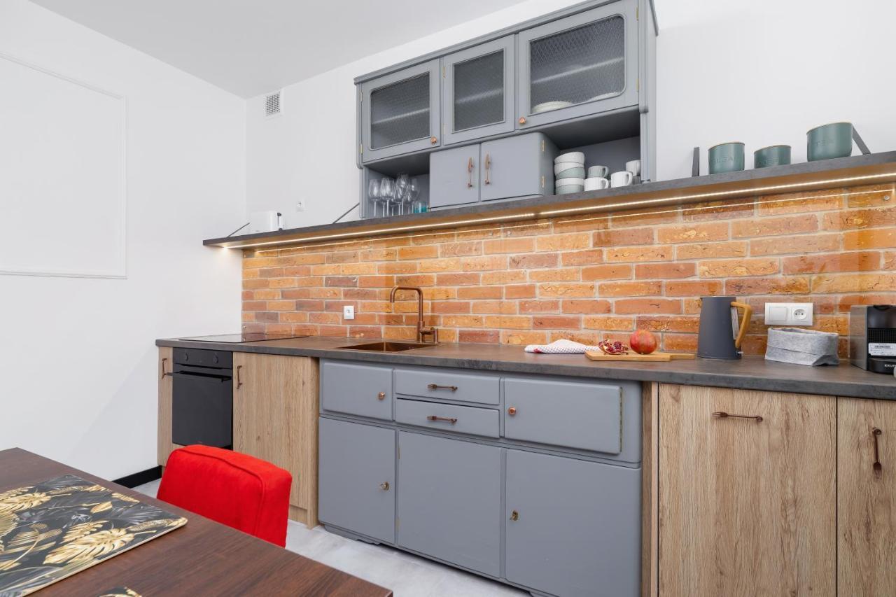 Apartments Osiedle Szkolne Cracow By Noclegi Renters Красков Екстериор снимка